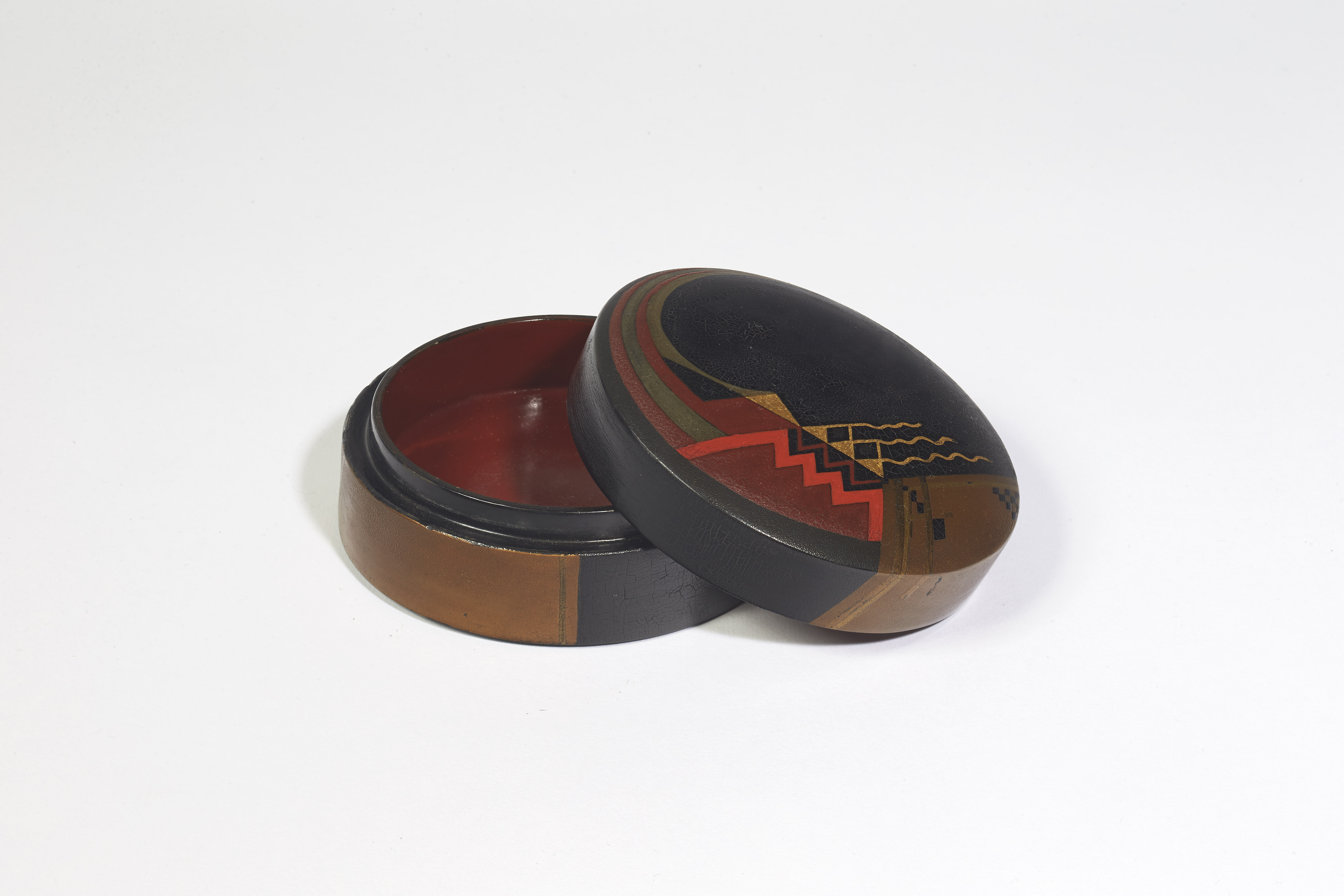 Boite en laque de chine noire.1927.