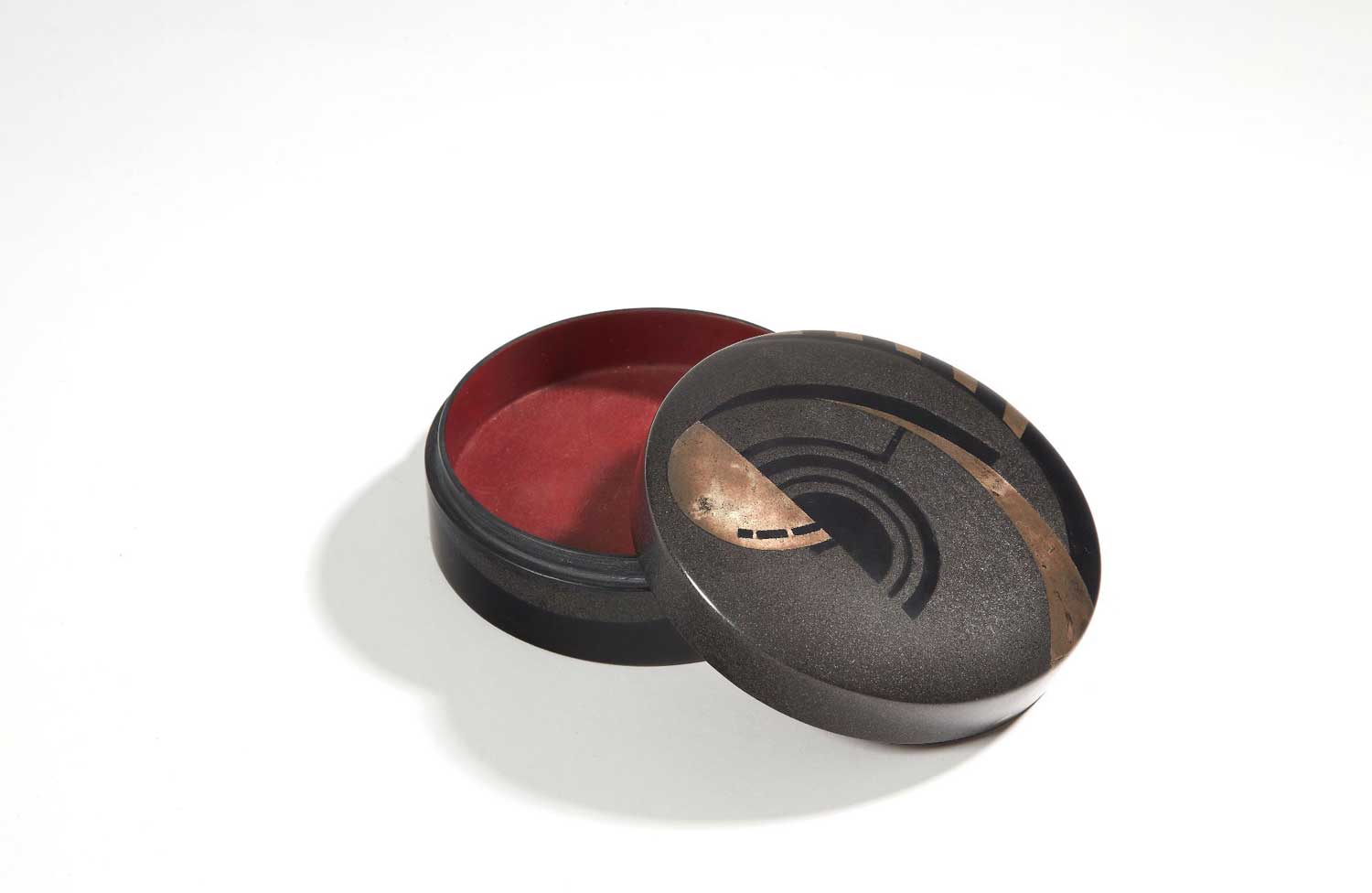 Boite en laque. 1929.