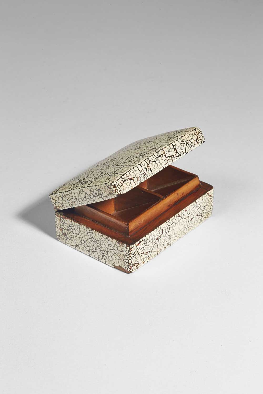 Boîte à timbres, vers 1925